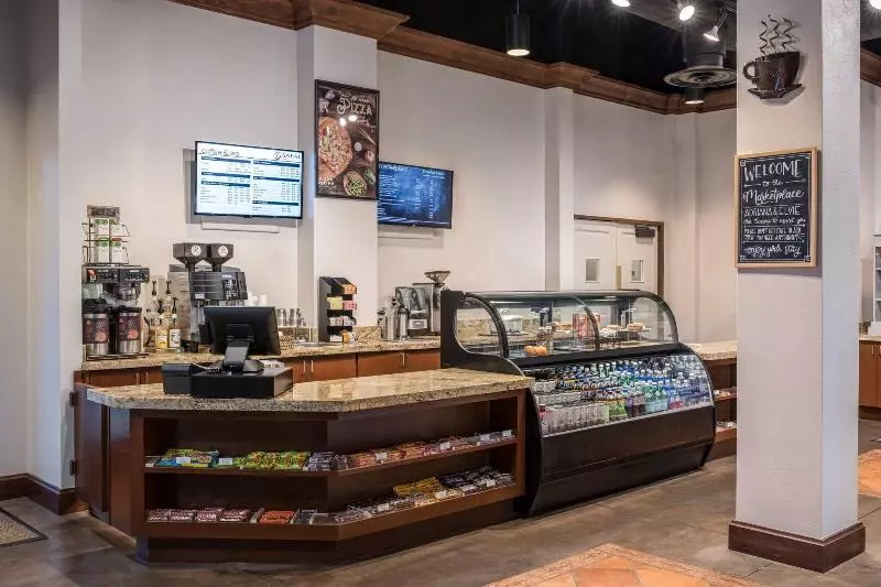 Отель Marriott S Lakeshore Reserve