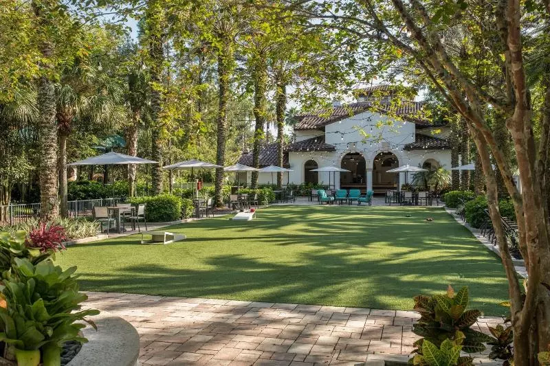 Отель Marriott S Lakeshore Reserve