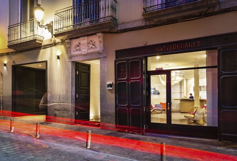 هتل One Shot Prado 23