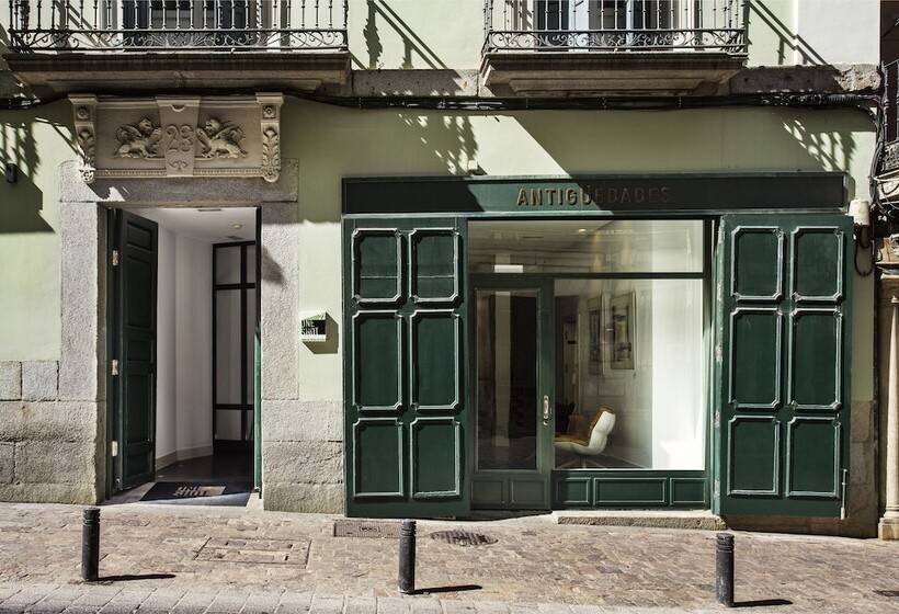 هتل One Shot Prado 23