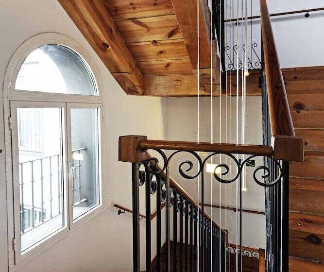 هتل One Shot Prado 23