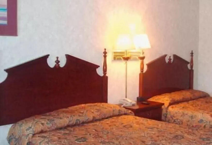 فندق Paragon Inn Hillsboro