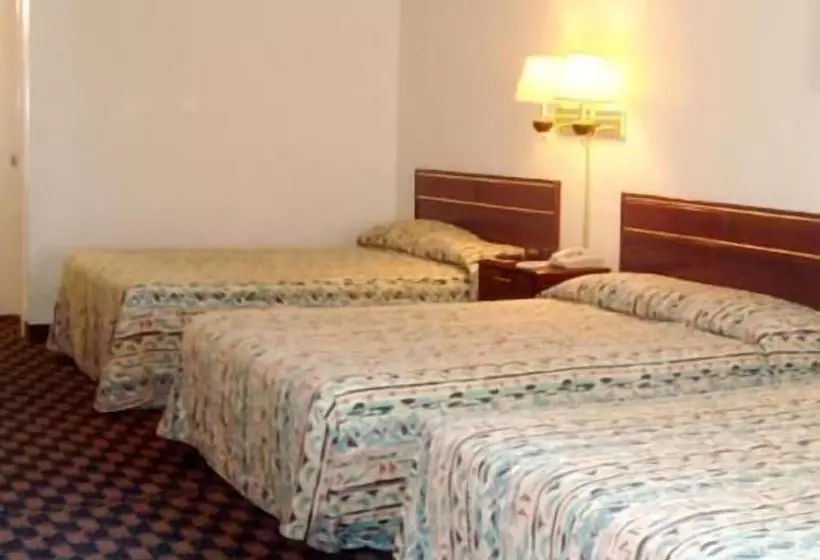 فندق Paragon Inn Hillsboro