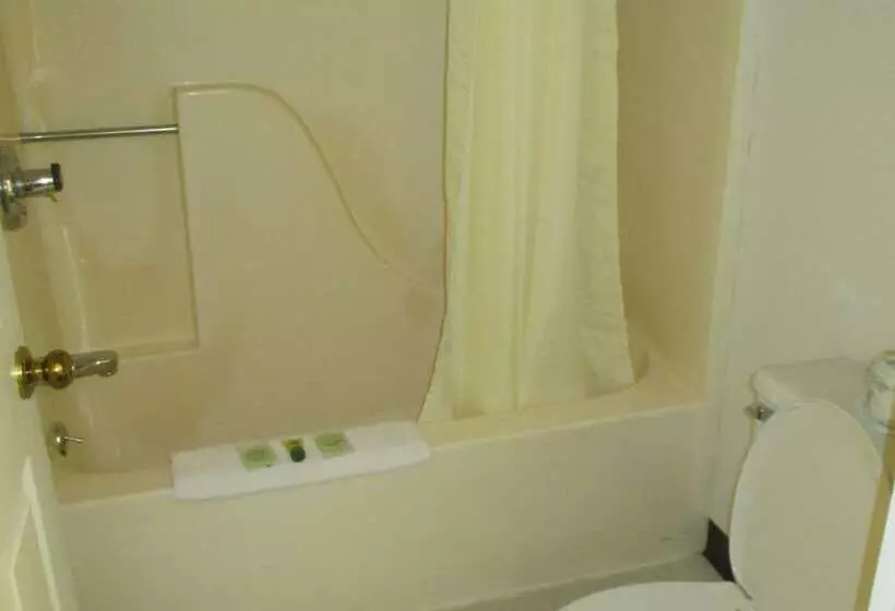 فندق Paragon Inn Hillsboro