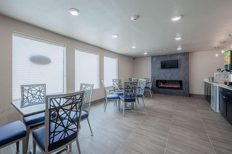 فندق Stratford House Inn