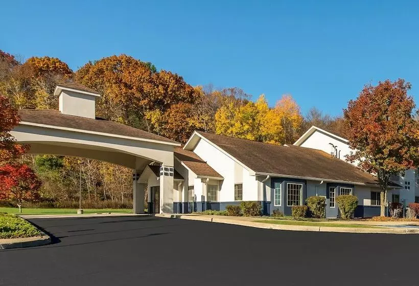 Surestay Plus Hotel By Best Western Highland Poughkeepsie
