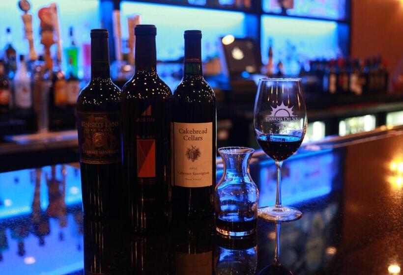 فندق Travelers Inn Manteca