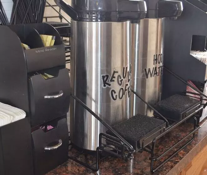 汽车旅馆 National 9 Mount Nebo