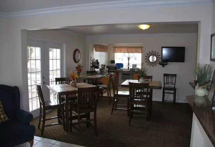 汽车旅馆 National 9 Mount Nebo