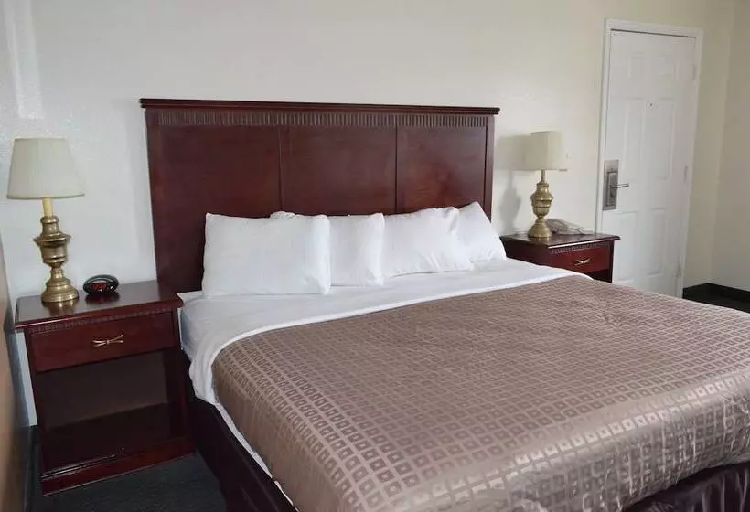 汽车旅馆 National 9 Mount Nebo