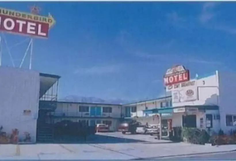 Thunderbird Motel