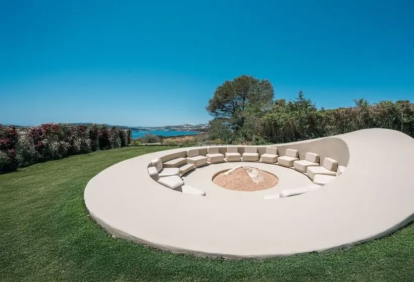 Destino Five Ibiza - 5* Grand Luxe Resort