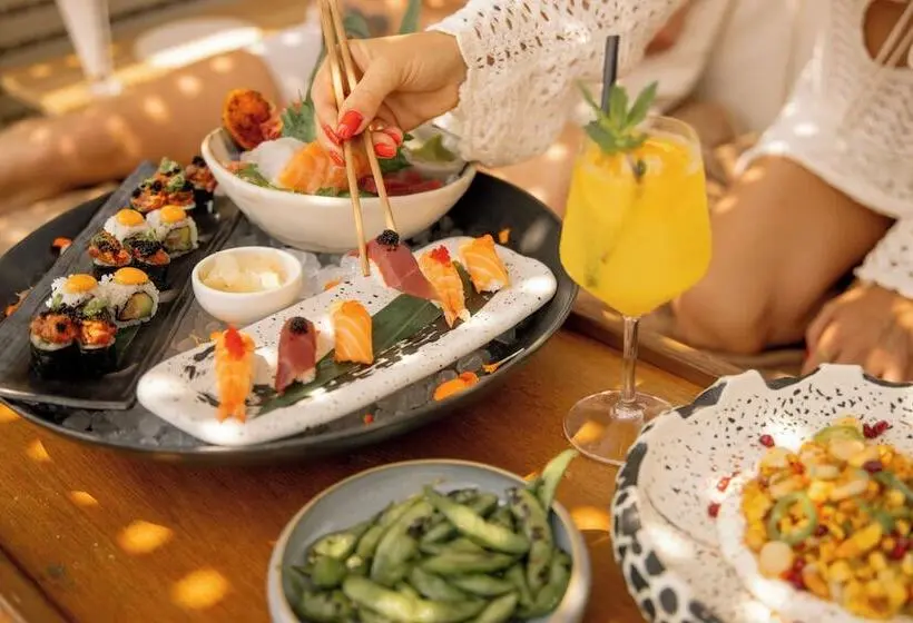 Destino Five Ibiza - 5* Grand Luxe Resort