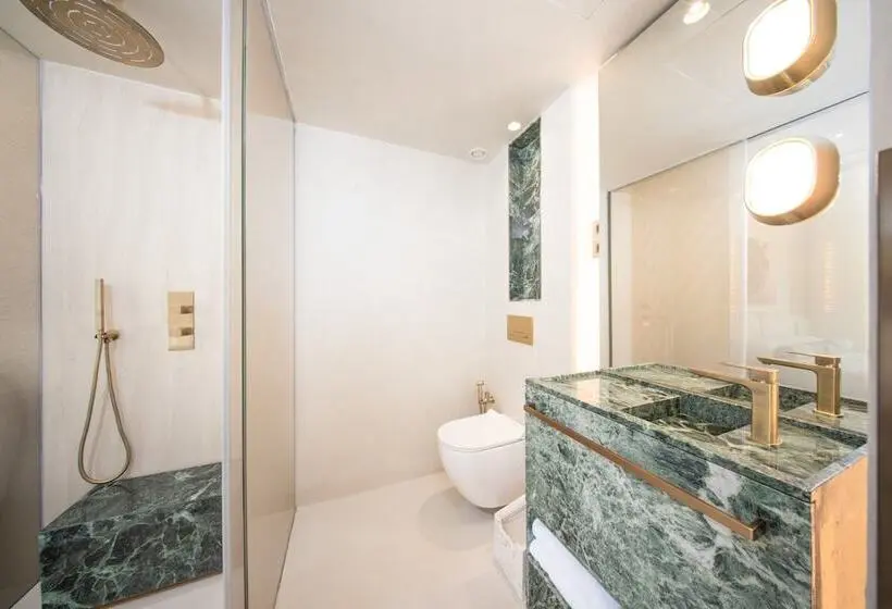 Destino Five Ibiza - 5* Grand Luxe Resort