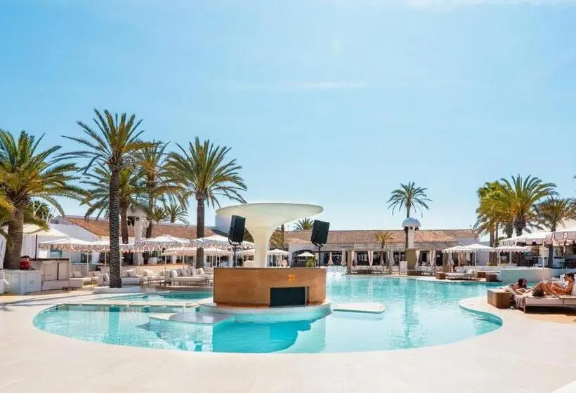 Destino Five Ibiza - 5* Grand Luxe Resort