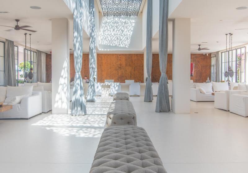 منتجع Destino Pacha Ibiza