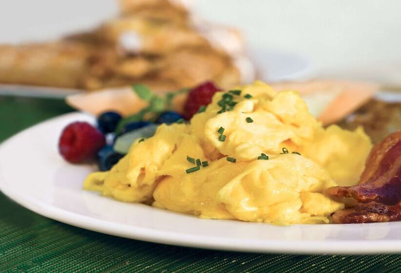 Homewood Suites By Hilton Coralville  Iowa River Landing