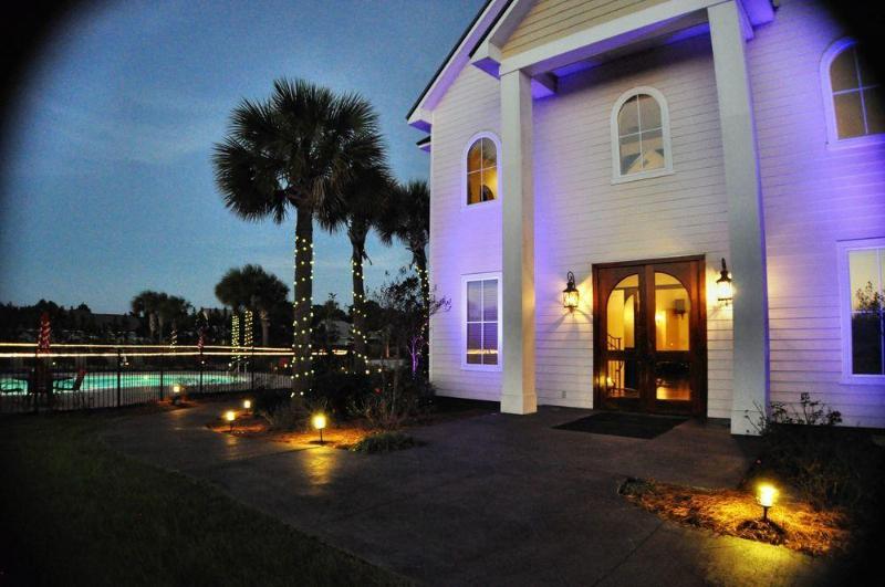 ホテル 30a Inn & Suites