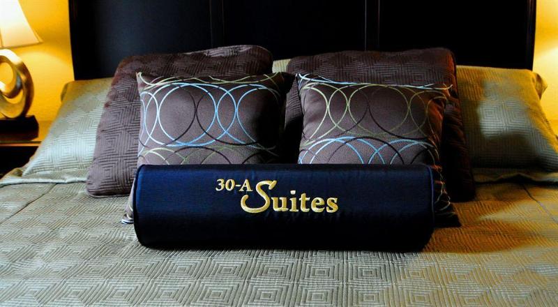 ホテル 30a Inn & Suites
