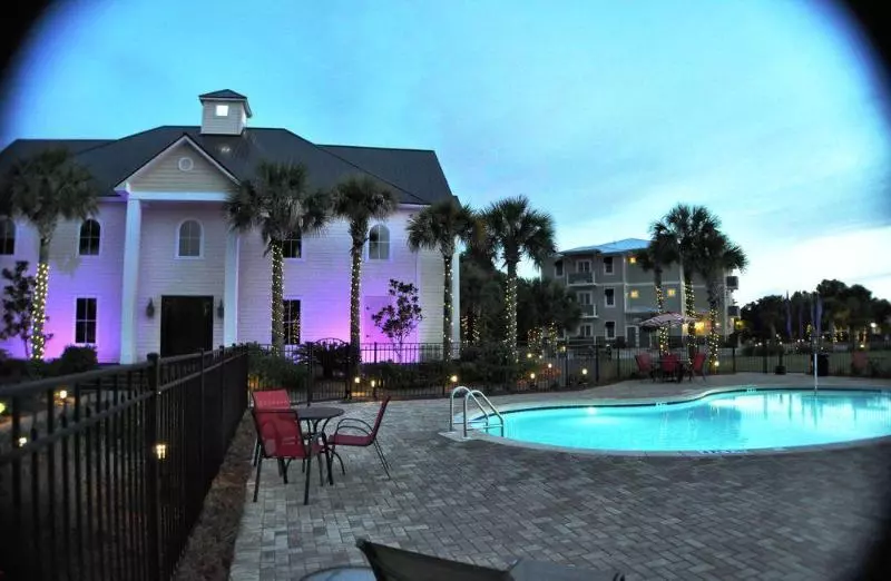 Отель 30a Inn & Suites