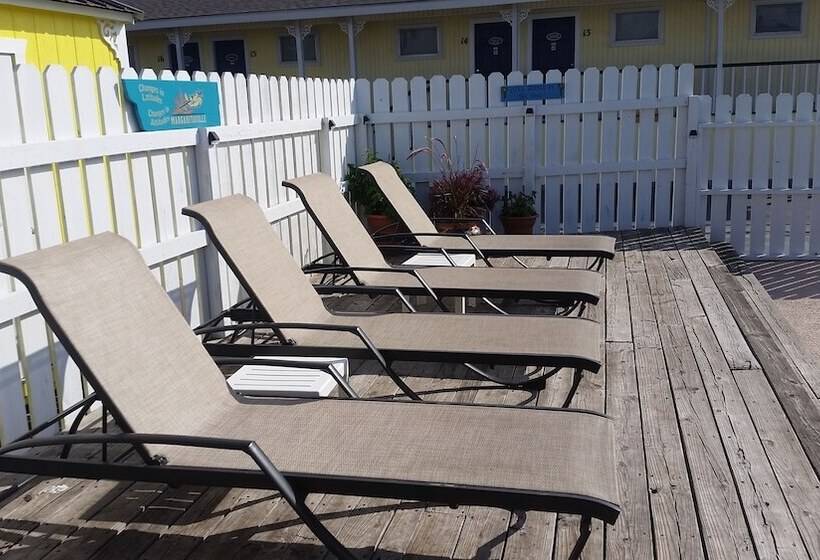 هتل Amelia's Landing