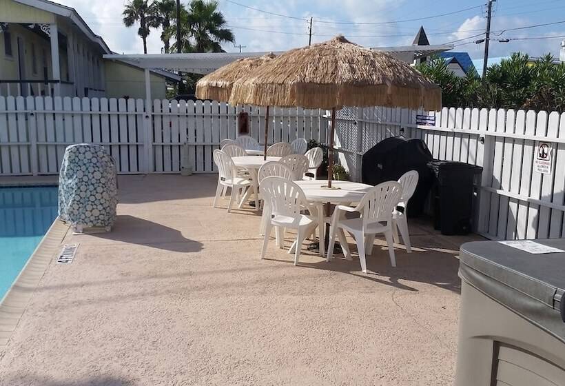 هتل Amelia's Landing