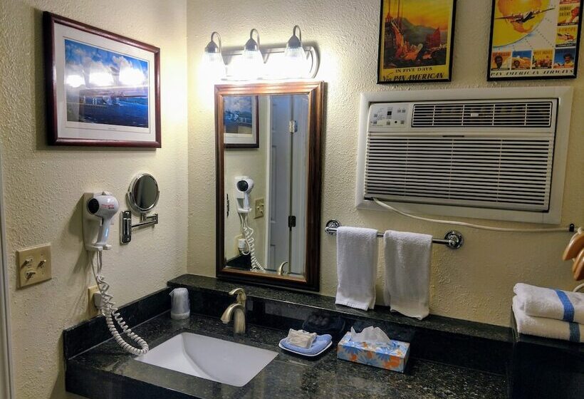 هتل Amelia's Landing