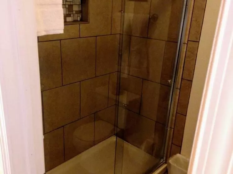 هتل Amelia's Landing