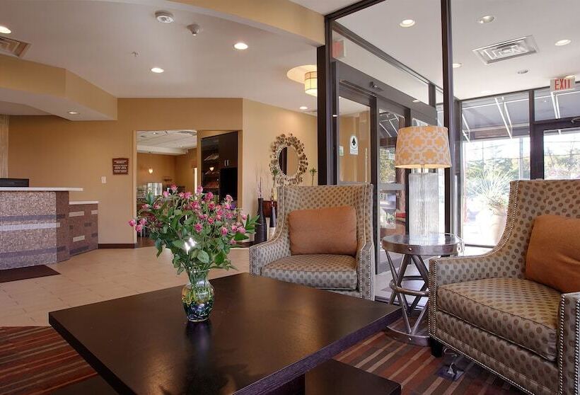 فندق Best Western Plus College Park