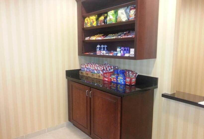 酒店 Cobblestone Inn & Suites Bloomfield