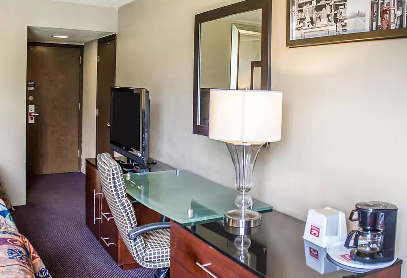 호텔 Days Inn Clearfield