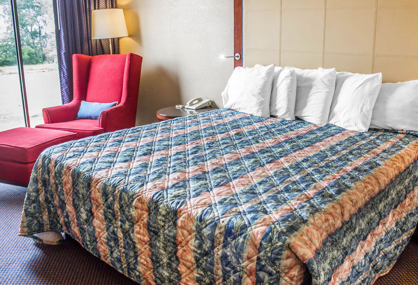 Отель Days Inn Clearfield