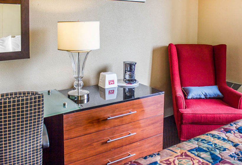 Отель Days Inn Clearfield