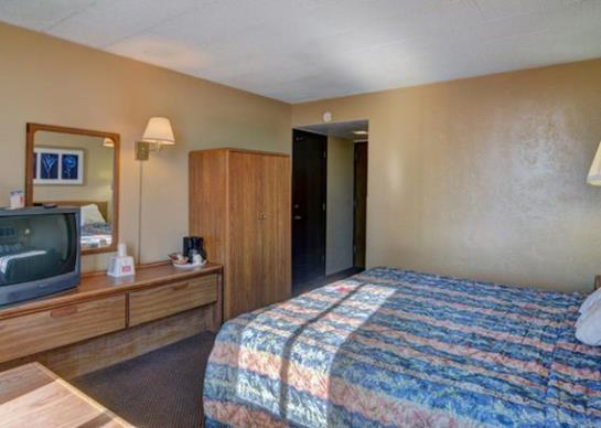 Отель Days Inn Clearfield