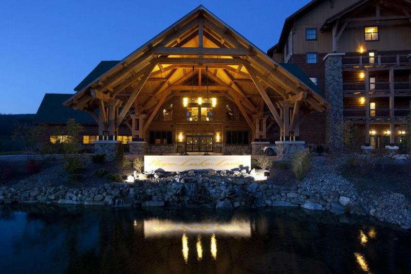ホテル Hope Lake Lodge & Indoor Waterpark