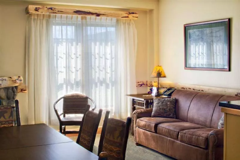 酒店 Hope Lake Lodge & Indoor Waterpark