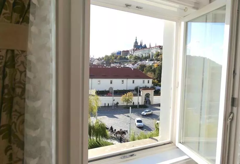 Hotel Klarinn Prague Castle