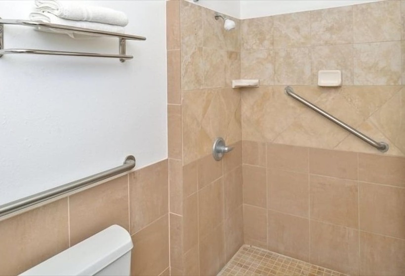 فندق La Bonita Inn & Suites Mccamey