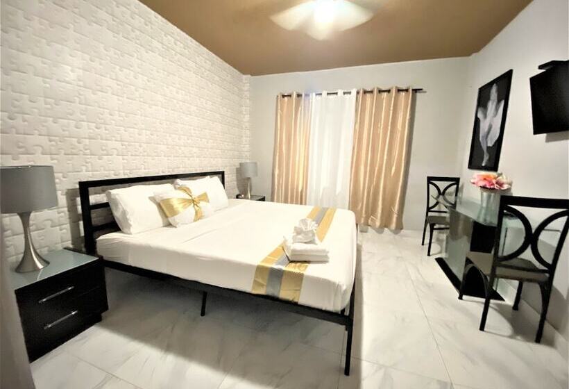 هتل Notebook Miami Beach