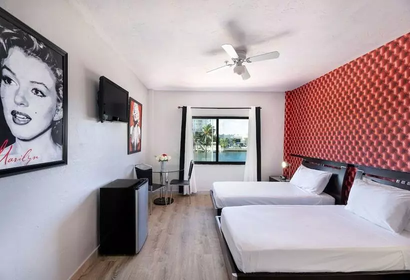 Hotel Notebook Miami Beach