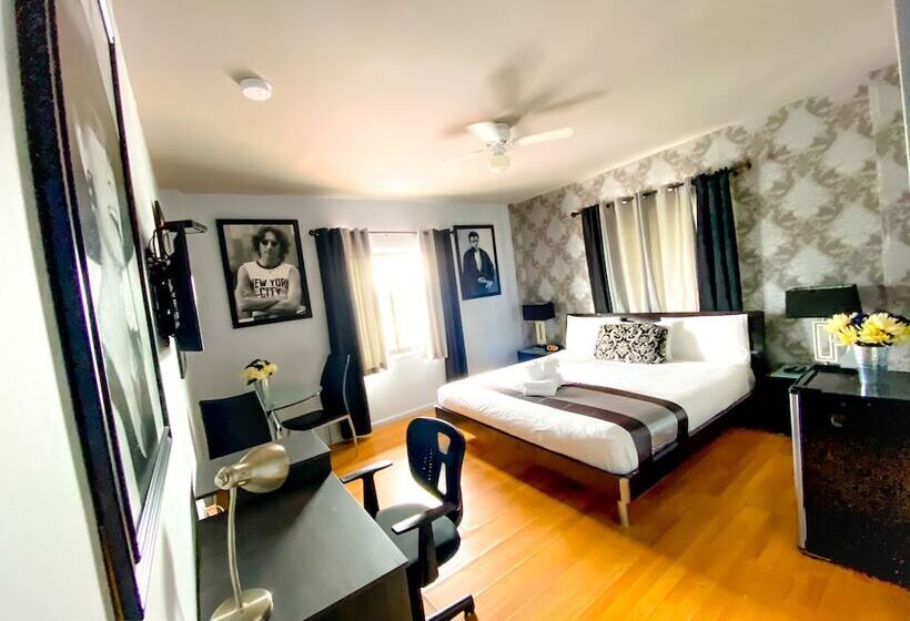 هتل Notebook Miami Beach