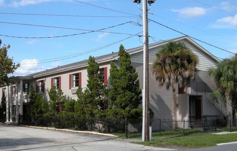 Отель Relax Inn Lakeland