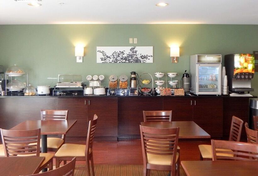 בית מלון כפרי Sleep Inn & Suites Near Liberty Place I65