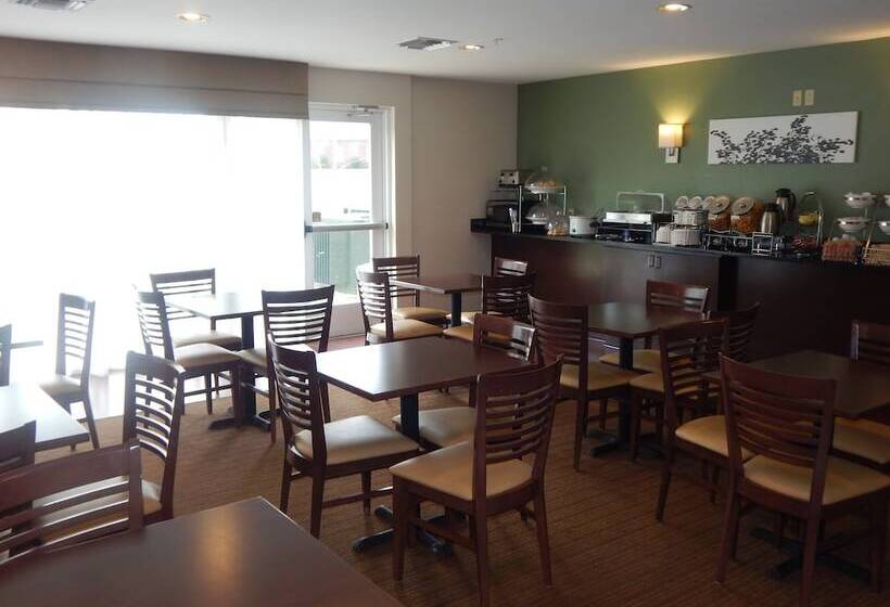 בית מלון כפרי Sleep Inn & Suites Near Liberty Place I65