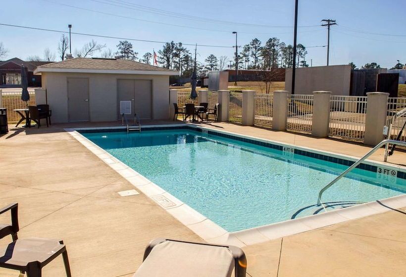 בית מלון כפרי Sleep Inn & Suites Near Liberty Place I65