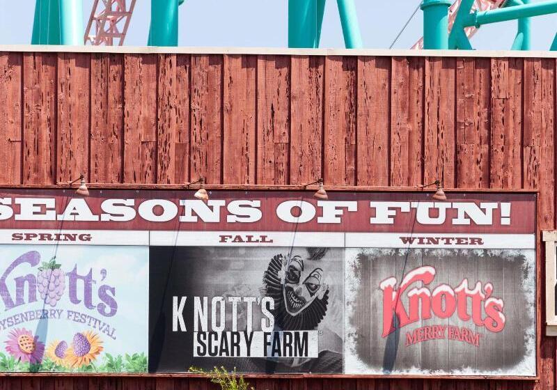 ホテル Travelodge By Wyndham Brea