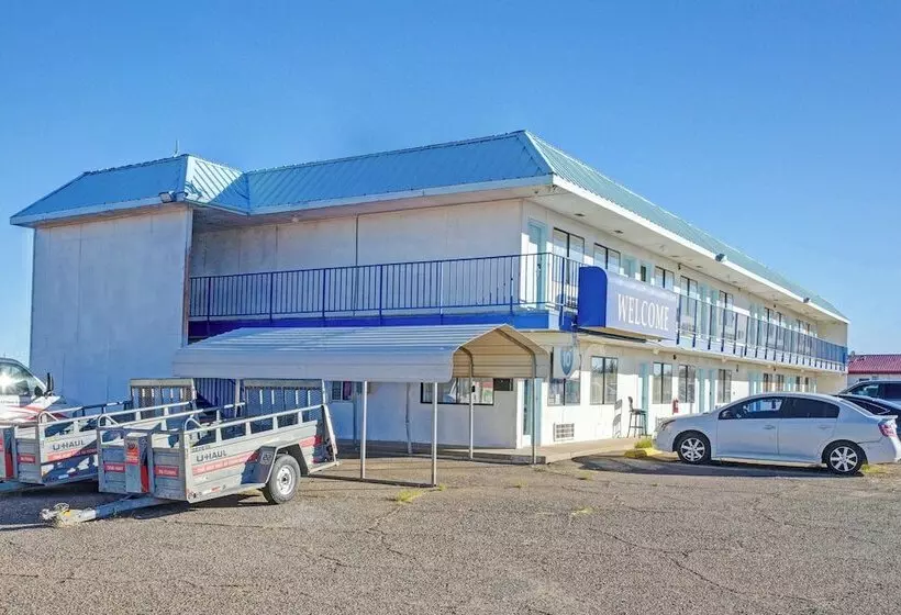 Motel 10