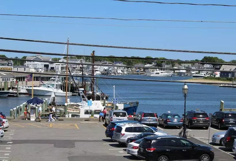 Мотель Ocean Street Inn On Hyannis Harbor