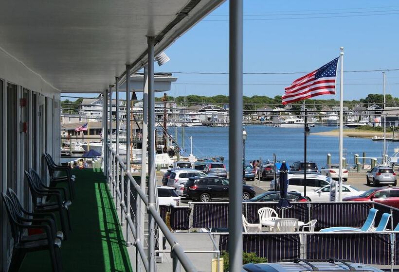 مُتل Ocean Street Inn On Hyannis Harbor