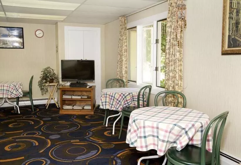 モーテル Sunset Motor Inn